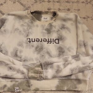 Men's Olive TIE DIE LARGE. Feat Sweatshirt.